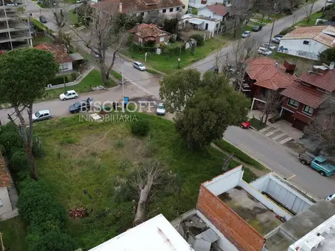 Terreno en Venta en Villa Gesell, USD 160.000