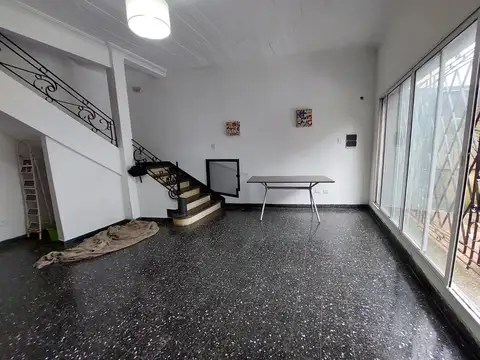 Depto Tipo Casa en Venta 35 años