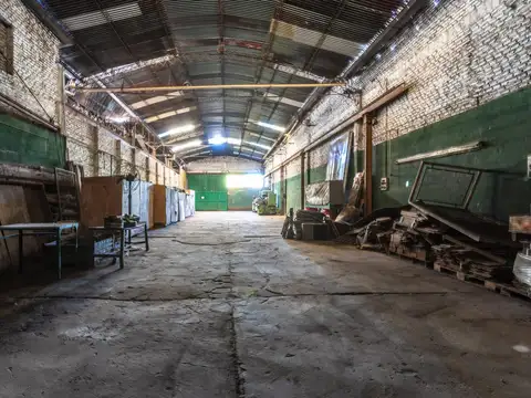 Galpon en Alquiler 10  mts Frente