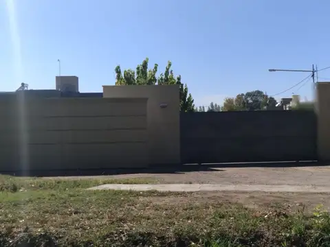 VENTA LOTE CHACRAS DE CORIA LUJAN CALLEJON PRIVADO