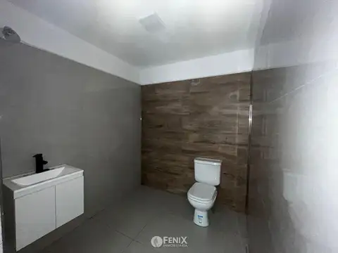 LCF A171 - LOCAL COMERCIAL EN ALQUILER - AV. MARTÍN FIERRO Y AGUADO