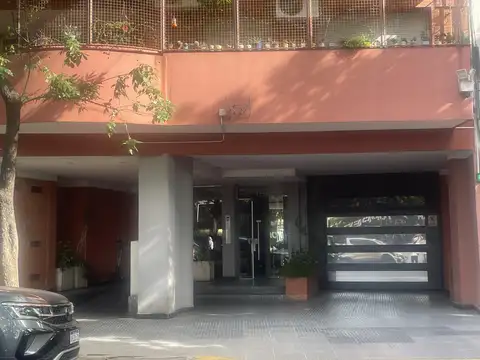 Departamento 4 amb, cochera y terraza propia con parrilla en Caballito