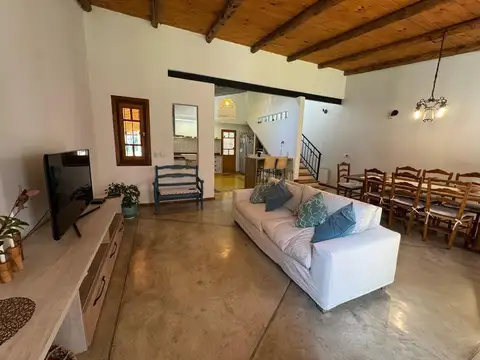 Casa en Venta en Ricardo Rojas, USD 250.000
