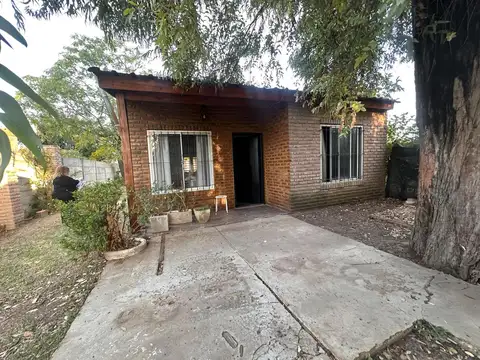 VENTA CASA 3 AMBIENTES 2 HABITACIONES PILETA PERMUTA GENERAL RODRIGUEZ