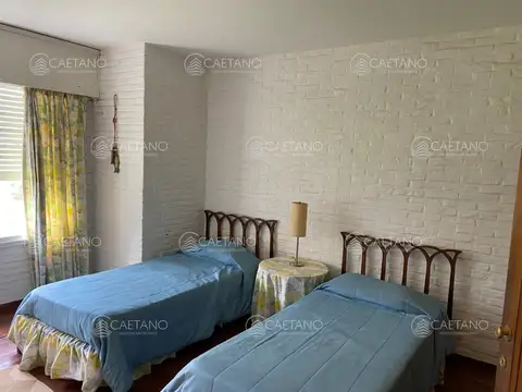 Venta casa 5 dormitorios. Golf, Punta del Este.