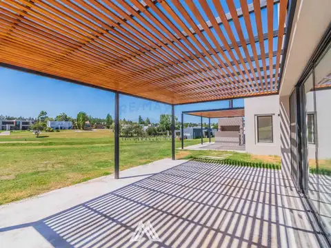 Camino de Los Horneros, Altos de la Tahona 100