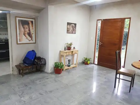 OPORTUNIDAD UNICA! CASA PADUA DE 5 AMB. JARDIN Y COCHERA EN PADUA NORTE 160M2 CASI A ESTRENAR