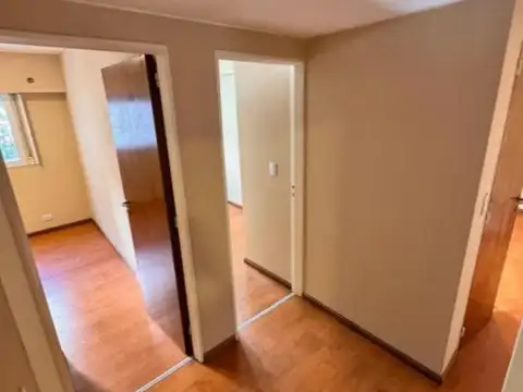 Departamento 7 ambientes con 2 baños