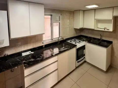 Departamento en 3 dormitorios a 30 mts Monumento a la Bandera.