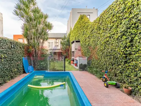 Depto Tipo Casa en Venta 27 años