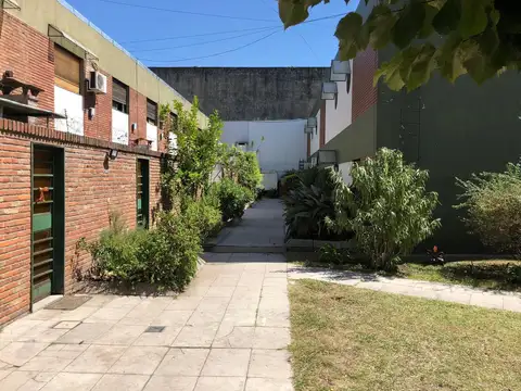 Presidente Santiago Derqui e/ Salvador Poerio y Avenida General Paz