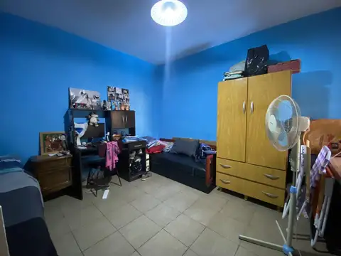 Casa 5 ambientes con 1 baño