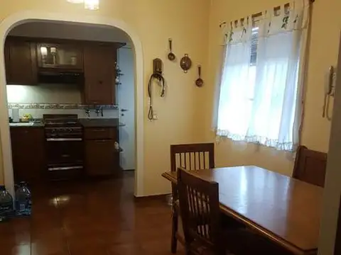 Depto Tipo Casa en Venta en Victoria, USD 180.000