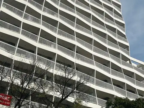 AV. INDEPENDENCIA 1500, Piso 1