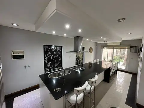 Casa en Venta en Rosario, USD 249.000