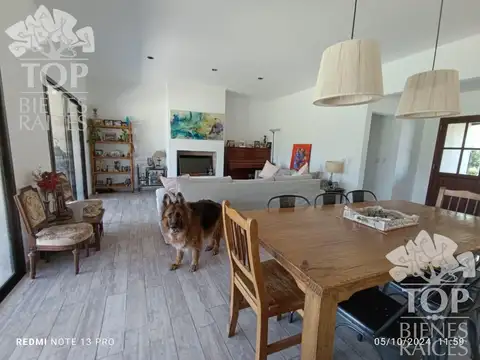 Casa 5 ambientes con 2 baños