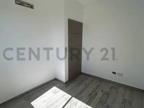 4 AMBIENTES EN DEVOTO CON BALCON TERRAZA COCHERA Y SUM