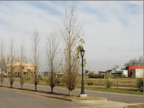 Terreno en Venta en Tristan Suarez, USD 47.000