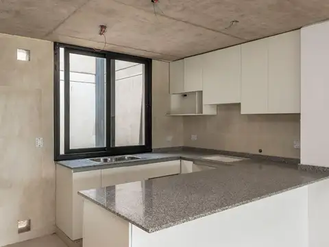 Casa 4 ambientes con 2 baños