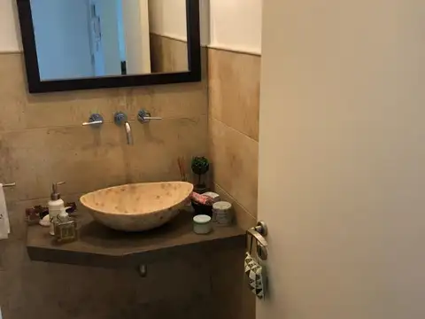 Casa en Venta en Adrogue, USD 165.000