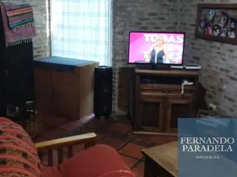 Casa en venta de 3 dormitorios c/ cochera en Villa Gobernador Udaondo