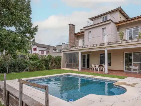 VENTA CASA 7 AMB APTA CREDITO SAN ISIDRO LABRADOR