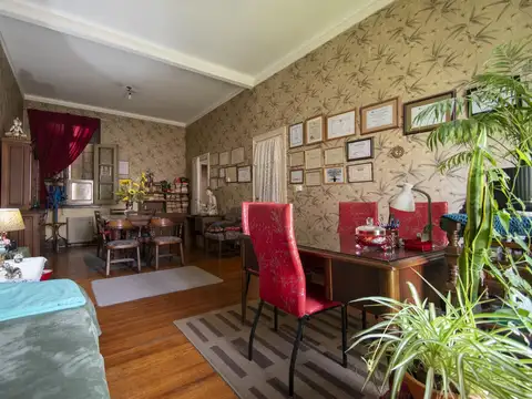 VENTA DEPARTAMENTO 4 AMBIENTES  IMPECABLE LUMINOSO BALVANERA