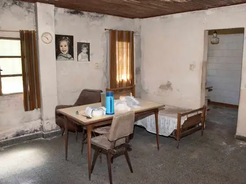 Depto Tipo Casa en Venta 75 años