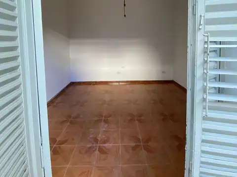 Depto Tipo Casa en Alquiler en Velez Sarsfield, $ 700.000