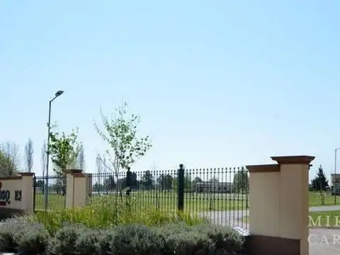 Terreno en Venta en Countries y Barrios Cerrados en Campana, USD 22.000