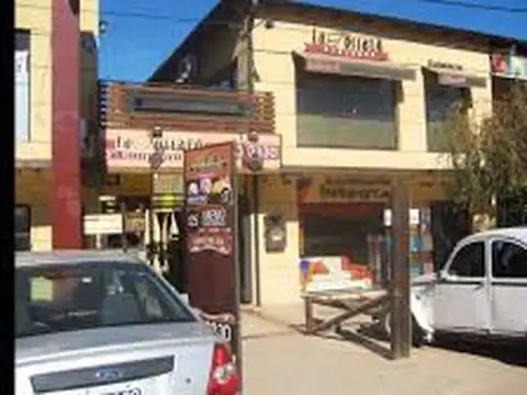 Local en Alquiler en Funes, $ 11.111