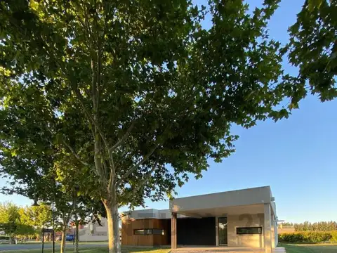 Casa en Venta en Haras del Sur II