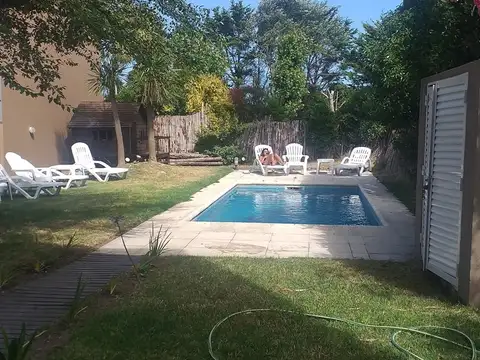 APART 6 DEPARTAMENTOS DE 2 AMBIENTES CON PILETA