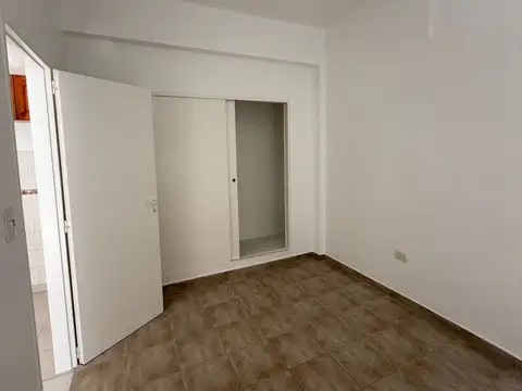 Departamento en Alquiler en Ezeiza, $ 450.000