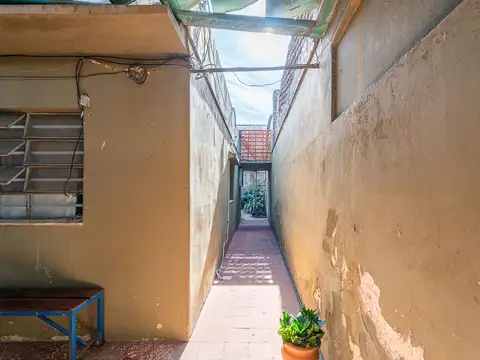 Casa 4 ambientes con 1 baño