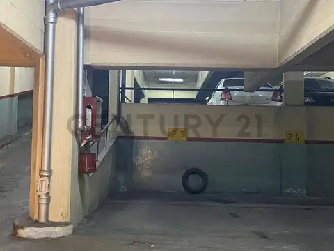 Venta cochera Centro / financiación