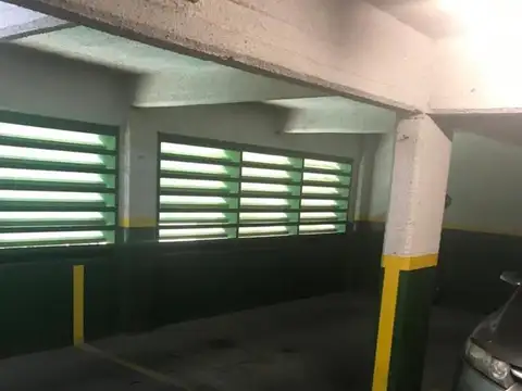 Venta Cochera Fija y Cubierta  en Barrio Norte / Recoleta