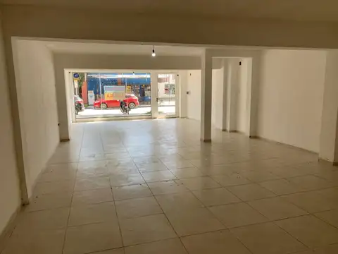 Local en Alquiler en Centro, $ 2.200.000