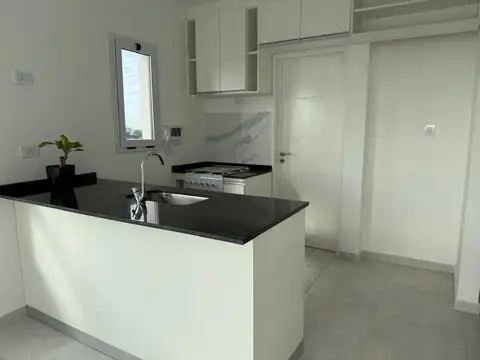 Departamento en Venta en Bernal Oeste, USD 124.000