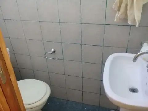 Casa 7 ambientes con 3 baños