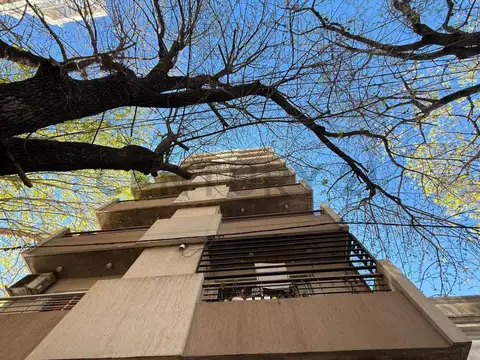 Cochera  cubierta en Venta en 43 entre 15 y 16