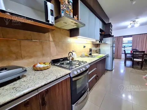 Casa 5 ambientes con 2 baños