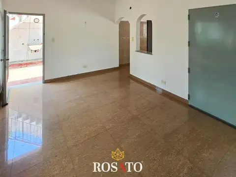 Depto Tipo Casa en Alquiler de 2 dormitorios