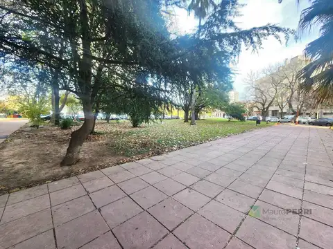 Calle 64 entre 11 y 12 al 800