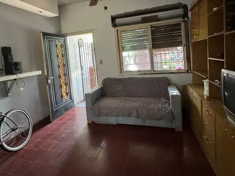 Depto Tipo Casa en Venta 45 años
