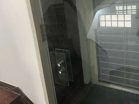 Oficina en Alquiler 50 años