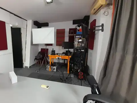 Oficina en Alquiler en Recoleta, $ 250.000