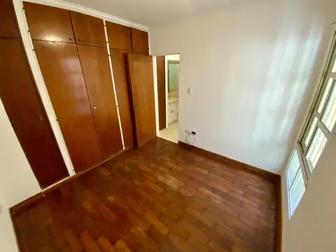 Depto Tipo Casa 2 ambientes con 1 baño