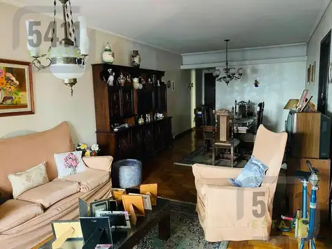 Departamento en venta 4 ambientes con dependencia en Flores Limite Caballito