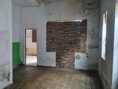 CASA PARA REFACCIONAR O DEMOLER EN ALTA CORDOBA